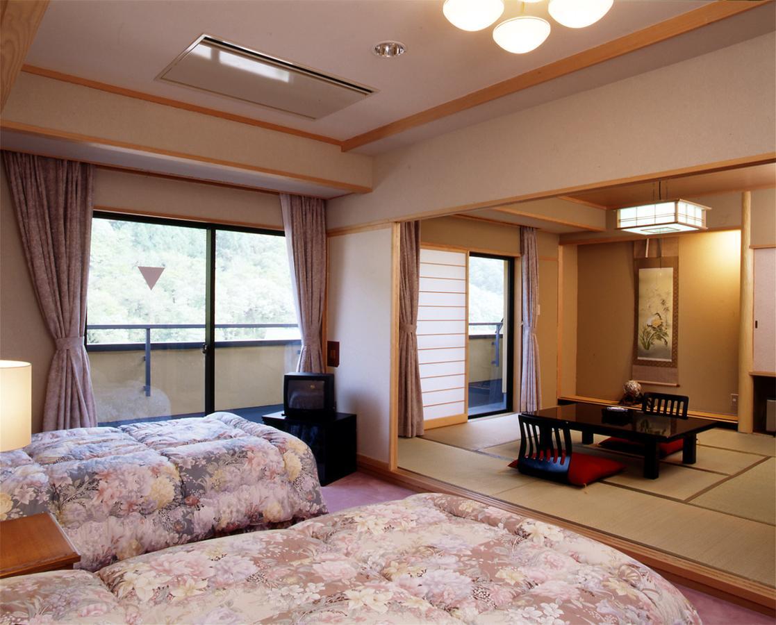 Hotel Bouzantei Kotobuki Ueda Esterno foto